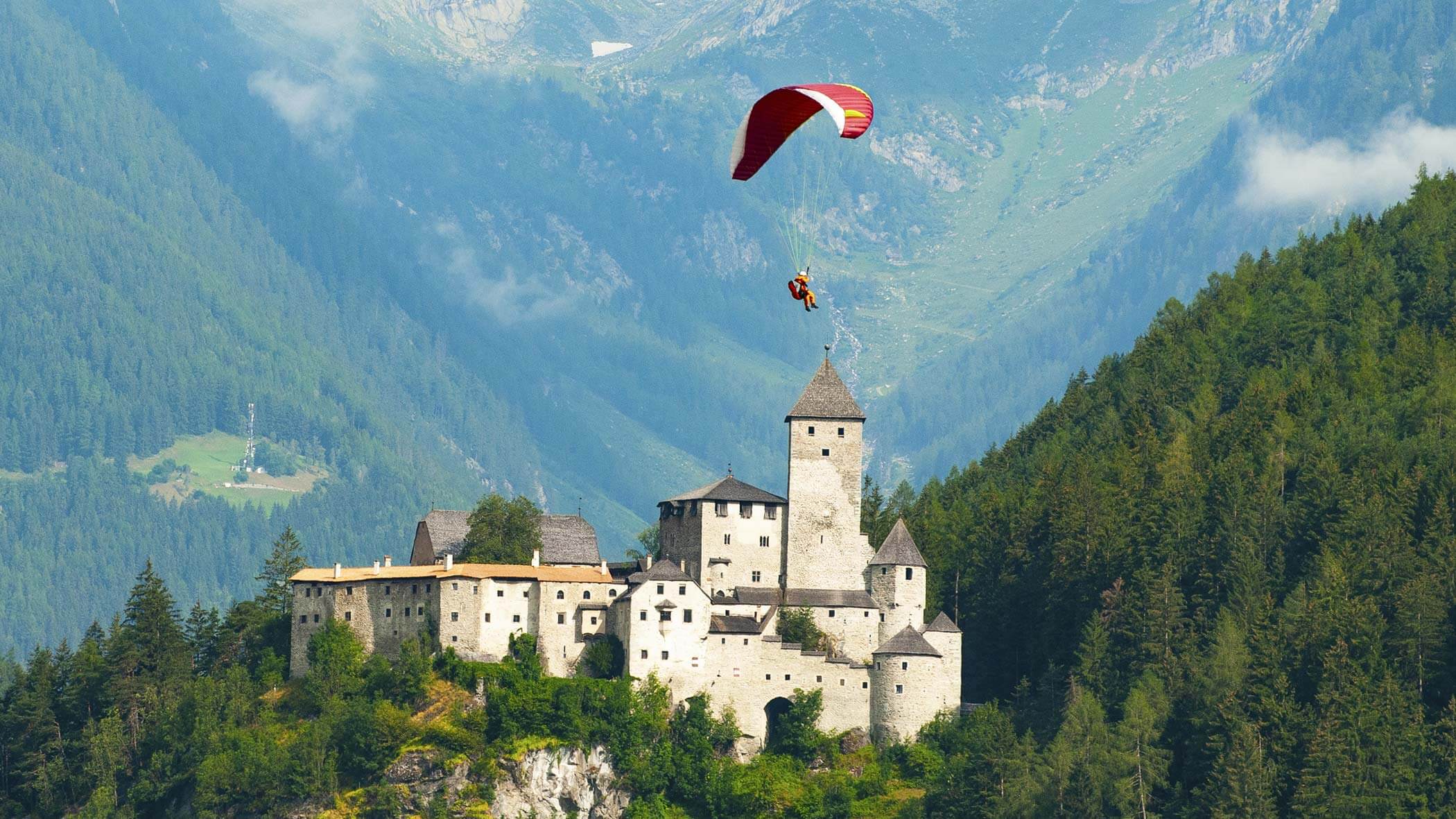 Parapendio a Acereto