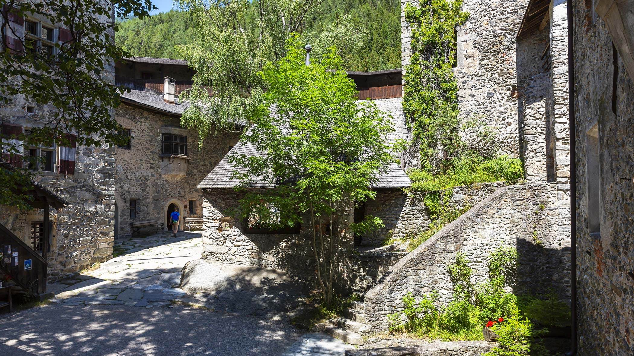 Vista interna - Castello di Tures