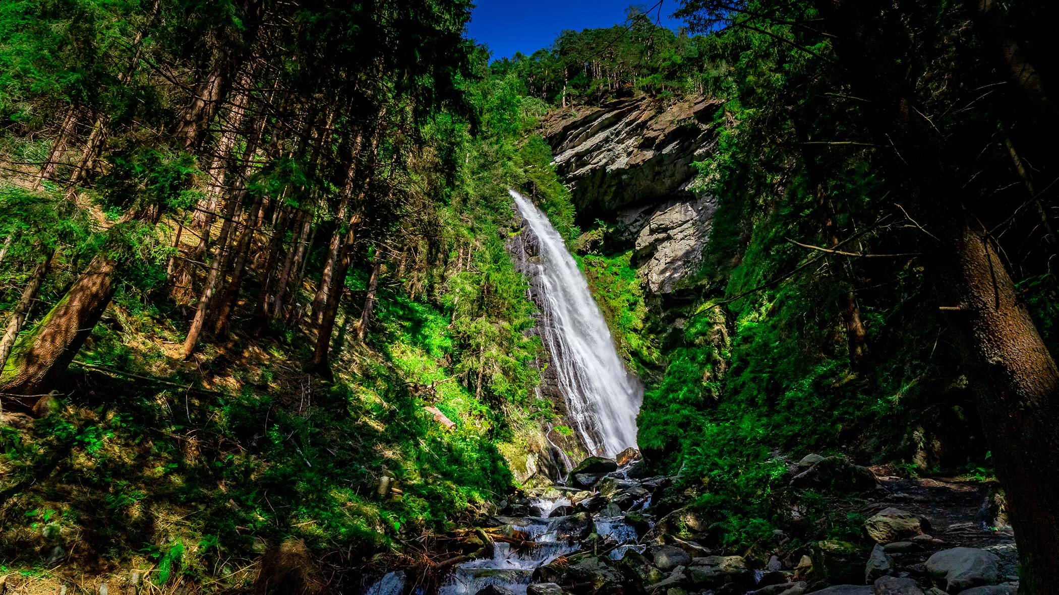 Vista sulle Cascate di Riva - Escursione